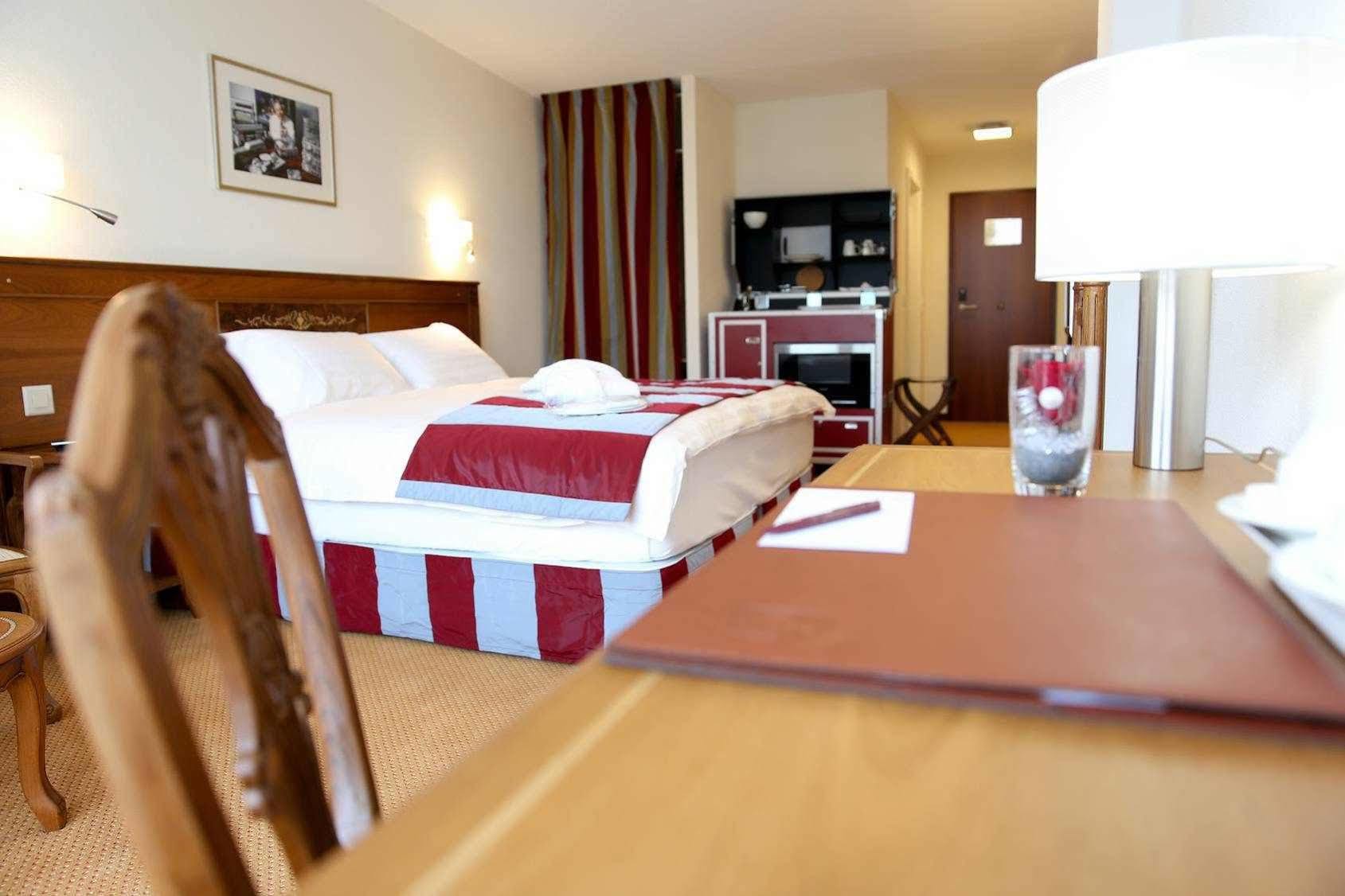 Hotel Des Inventions Ecublens  Dış mekan fotoğraf